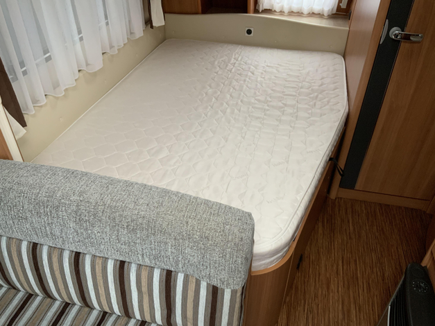 Hobby De Luxe 400 SFE (1040172)