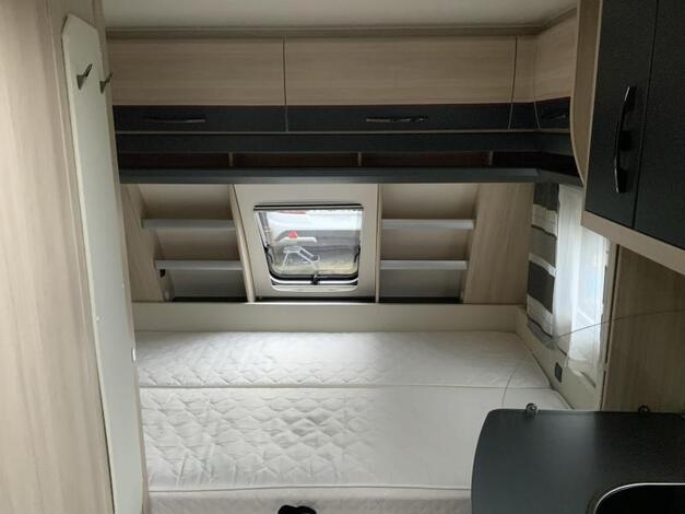 Hobby De Luxe Edition 440 SF