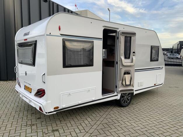 Knaus Sport E-Power Selection 450 FU