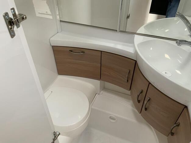 Hobby De Luxe 515 UHL