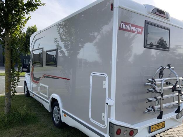Challenger Graphite 380