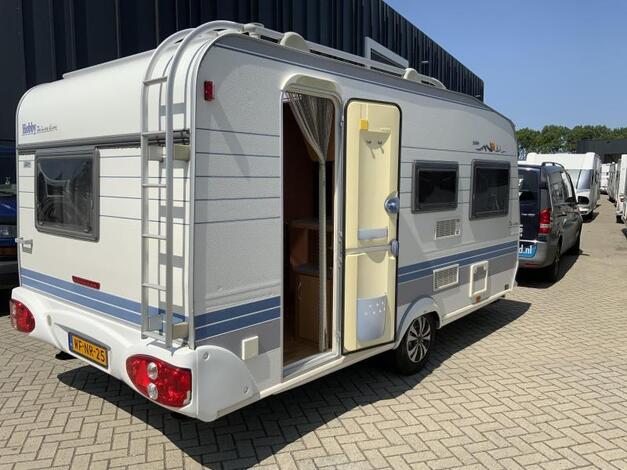Hobby De Luxe 440 SF