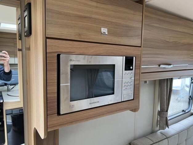 Elddis Avante 462