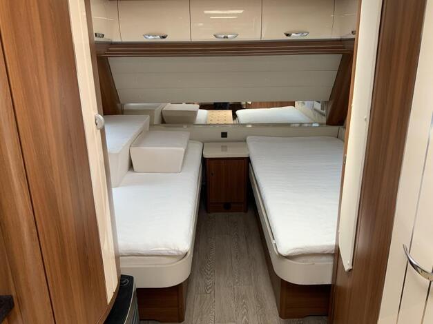 Hobby Premium 560 UL  9