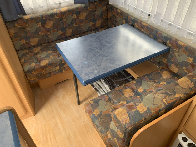 Hobby De Luxe 400 SF (1055155)