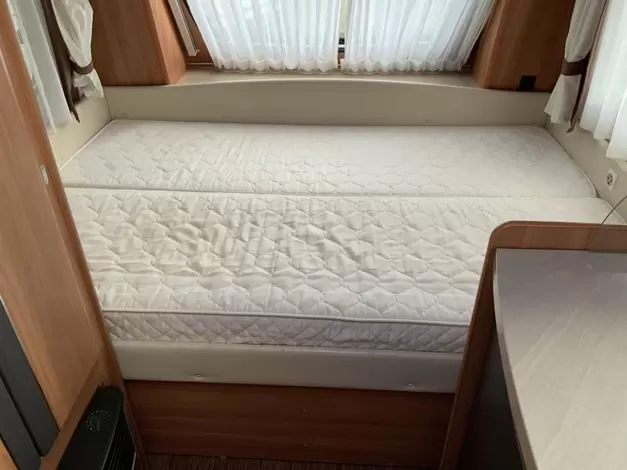 Hobby De Luxe 400 SF