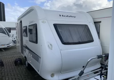 Hobby De Luxe 400 SF