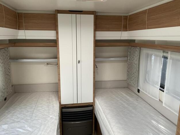 Hobby De Luxe 460 LU