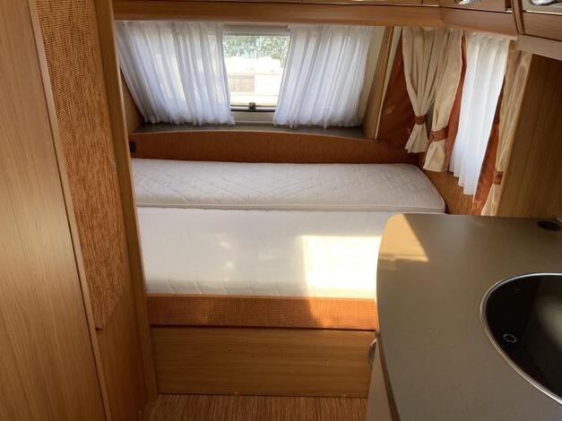 Hobby De Luxe 440 SF